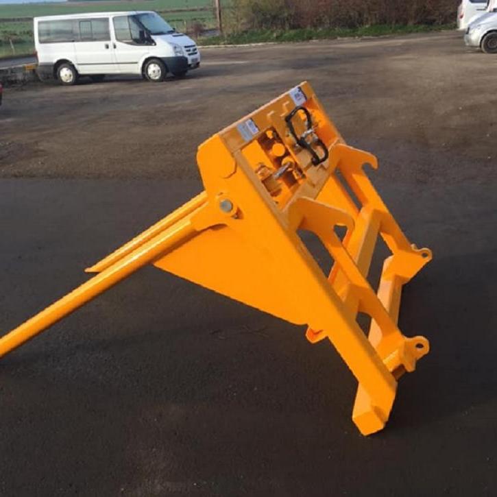 Hydraulically adjustable Big Bag Lifter